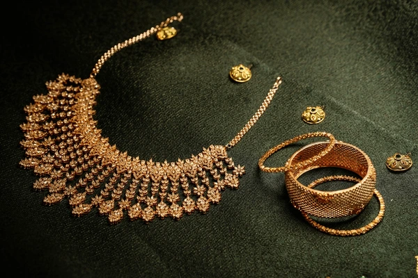 gold jewellery